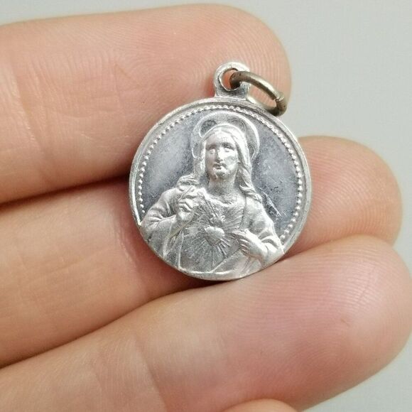 Vintage Virgo Carmeli and Jesus Pendant Charm Medallion, Silver Tone, Estate - Picture 7 of 8